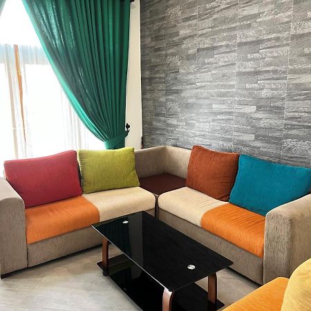 Hansons Homestay แคนดี้ ภายนอก รูปภาพ