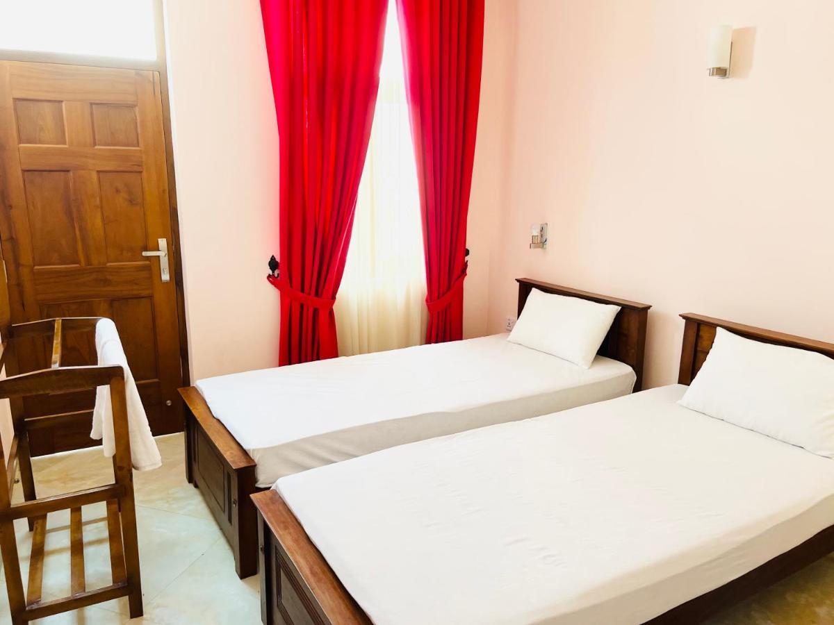 Hansons Homestay แคนดี้ ภายนอก รูปภาพ
