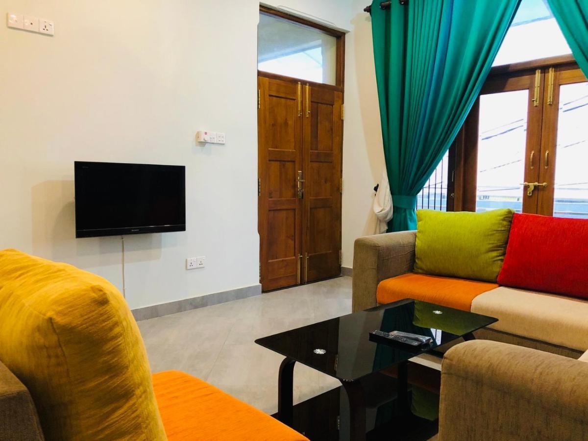 Hansons Homestay แคนดี้ ภายนอก รูปภาพ