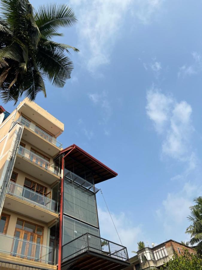 Hansons Homestay แคนดี้ ภายนอก รูปภาพ