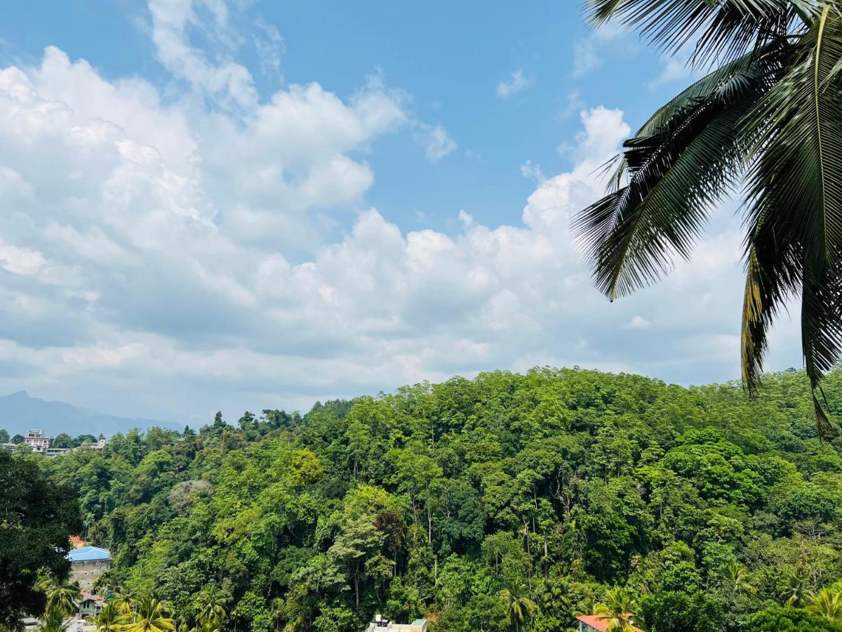 Hansons Homestay แคนดี้ ภายนอก รูปภาพ
