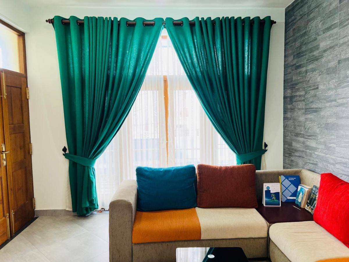Hansons Homestay แคนดี้ ภายนอก รูปภาพ